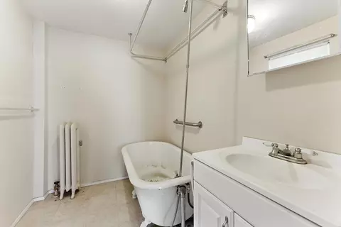 Bath - 112 Grape St, Chicopee, MA 01013 photo 2 of 2