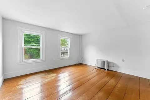Bedroom - 112 Grape St, Chicopee, MA 01013 photo 9 of 14