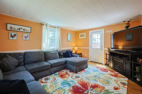 86 Pratt Ave, Dedham, MA 02026 photo 10