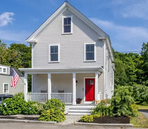 15 Court St #B, Groton, MA 01450