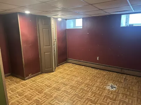 69 Mott St, Fall River, MA 02721 photo 30