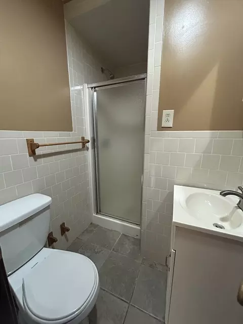 69 Mott St, Fall River, MA 02721 photo 16