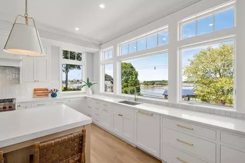 154 Otis St, Hingham, MA 02043 photo 10