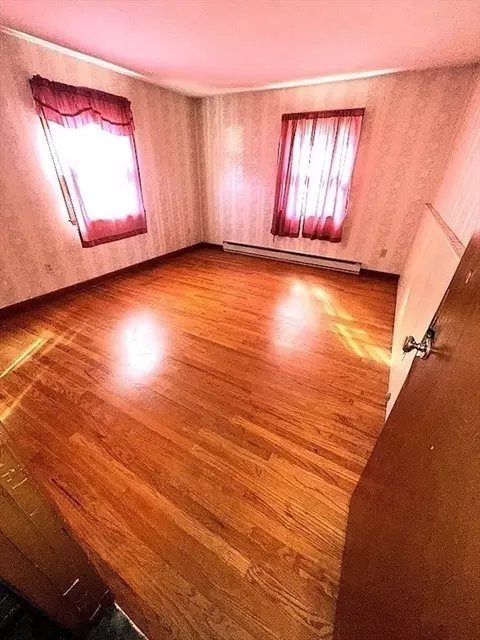 208 Roy St, Springfield, MA 01104 photo 12