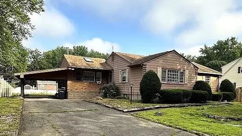 208 Roy St, Springfield, MA 01104 photo 15