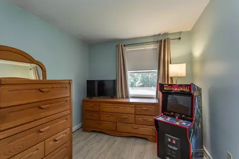 Bedroom - 79 Edward Rd, Raynham, MA 02767 photo 2 of 6