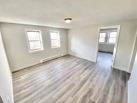 Living - 49 Prospect St, Springfield, MA 01107 photo 1 of 2
