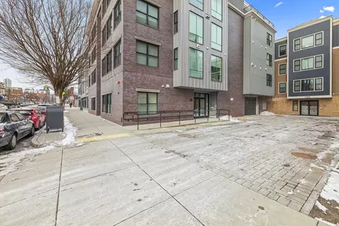 150 W Broadway #314, Boston, MA 02127