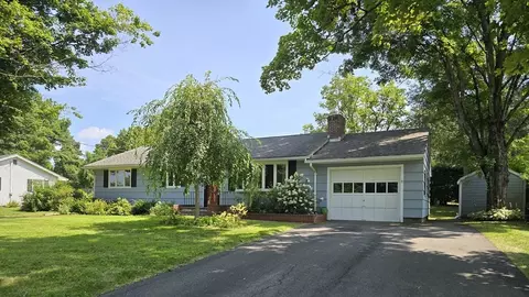 121 Huntington Rd, Hadley, MA 01035