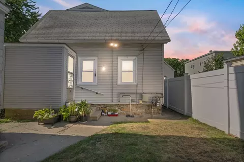 59 Kingston, Lawrence, MA 01843