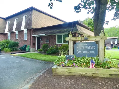 20 Lawrence Ave #35D, South Hadley, MA 01075