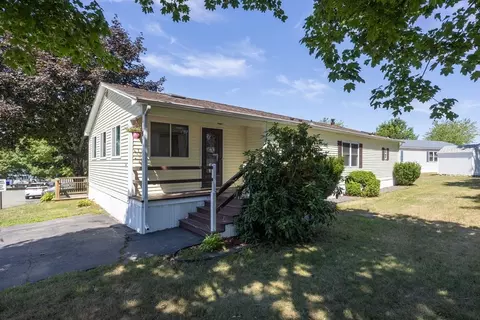 1 Betsy Ross Rd, Taunton, MA 02780