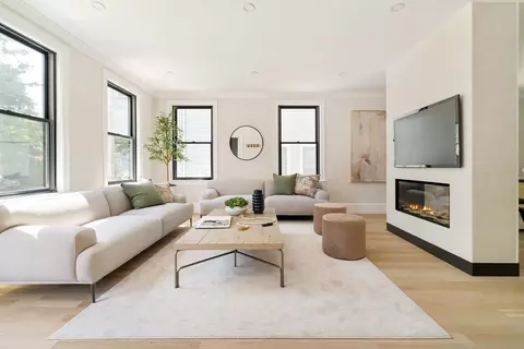 131 Fayerweather #131, Cambridge, MA 02138