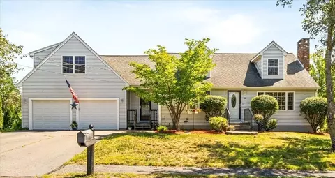 30 Thomas Ave, Attleboro, MA 02703