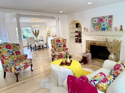 30 Hartford Rd, Arlington, MA 02474