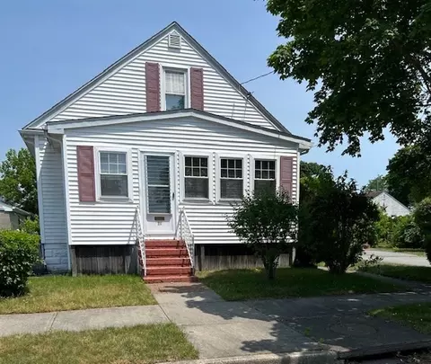 24 Metcalf St, New Bedford, MA 02745