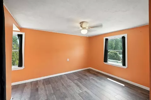 721 Pendleton Ave, Chicopee, MA 01020 photo 32