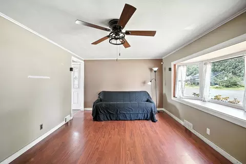 721 Pendleton Ave, Chicopee, MA 01020 photo 22