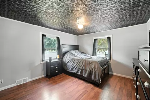 721 Pendleton Ave, Chicopee, MA 01020 photo 34