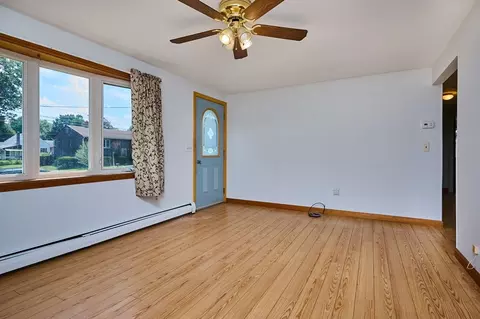 15 Evans Ave, Easthampton, MA 01027 photo 5