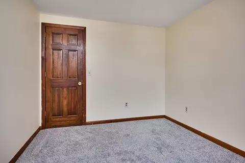 15 Evans Ave, Easthampton, MA 01027 photo 12