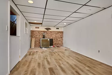 15 Evans Ave, Easthampton, MA 01027 photo 16