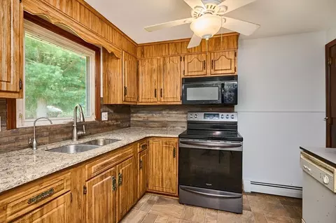 15 Evans Ave, Easthampton, MA 01027 photo 7