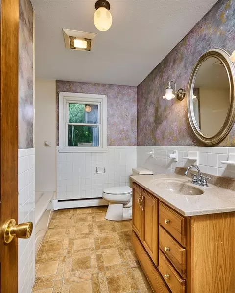 15 Evans Ave, Easthampton, MA 01027 photo 15