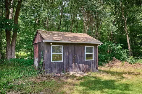 15 Evans Ave, Easthampton, MA 01027 photo 25