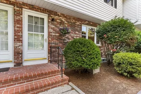 104 Newcomb St #D, Norton, MA 02766