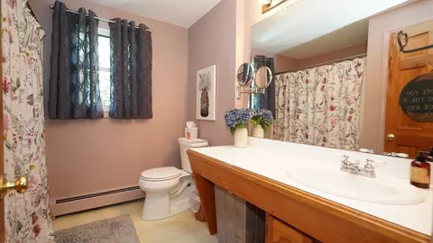 Bath - 336 Maple St, Franklin, MA 02038 photo 2 of 2