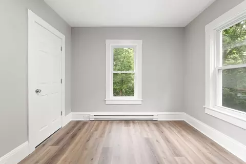 Bedroom - 307 Pine St, Gardner, MA 01440 photo 5 of 14