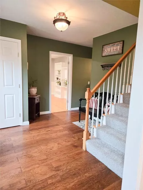 Entry Way - 186 Willard Rd, Ashburnham, MA 01430 photo 1 of 1