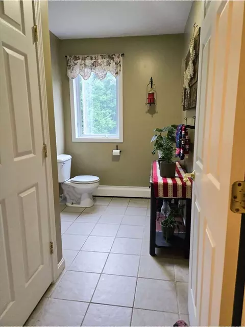 Bath - 186 Willard Rd, Ashburnham, MA 01430 photo 1 of 4