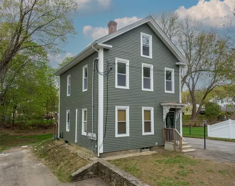 50 Pleasant St, Spencer, MA 01562