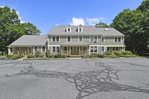 16 Fieldstone St #16, Upton, MA 01568