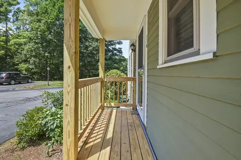 16 Fieldstone St #16, Upton, MA 01568 photo 2