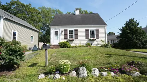 28 Jay St, North Attleboro, MA 02760
