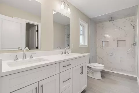 16 Bronson St, Fall River, MA 02721 photo 16