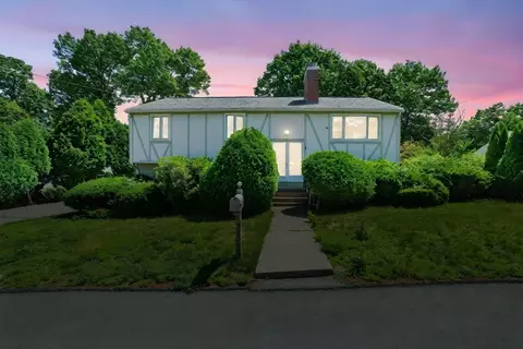 28 Howard Ave, Randolph, MA 02368