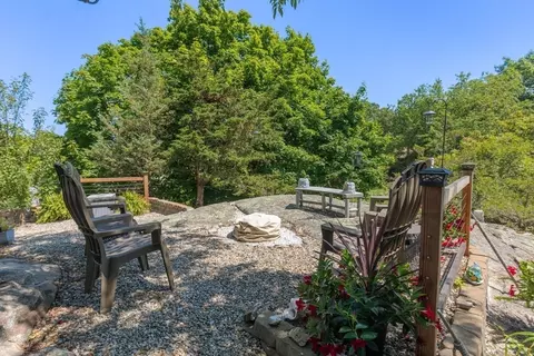 61 Barnstable Rd, Hull, MA 02045 photo 2