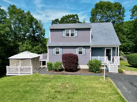 5 Wilson St, Wareham, MA 02571 photo 2