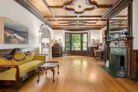 9 Downing Rd, Brookline, MA 02445 photo 5