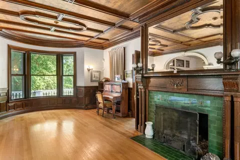 9 Downing Rd, Brookline, MA 02445 photo 6
