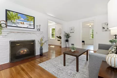 Living - 15 Fairmount Rd, Reading, MA 01867 photo 4 of 4