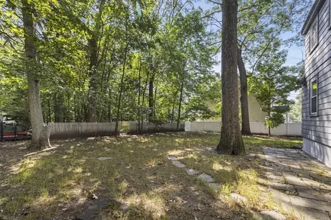 Exterior - 15 Fairmount Rd, Reading, MA 01867 photo 3 of 7