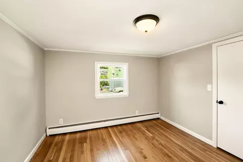 32 Jackson St, Woonsocket, RI 02895 photo 8
