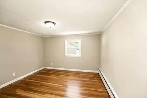 32 Jackson St, Woonsocket, RI 02895 photo 6