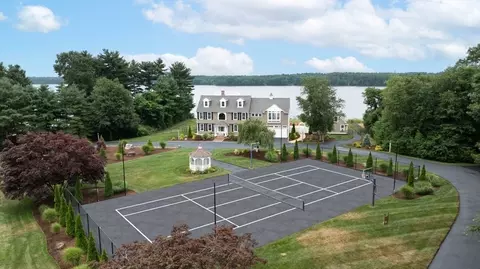 56 60 Prince Way, Pembroke, MA 02359