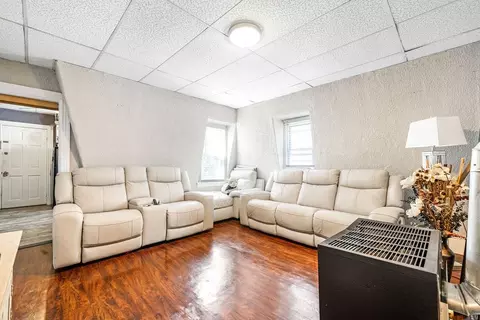 10 Greendale Ave, Worcester, MA 01606 photo 3